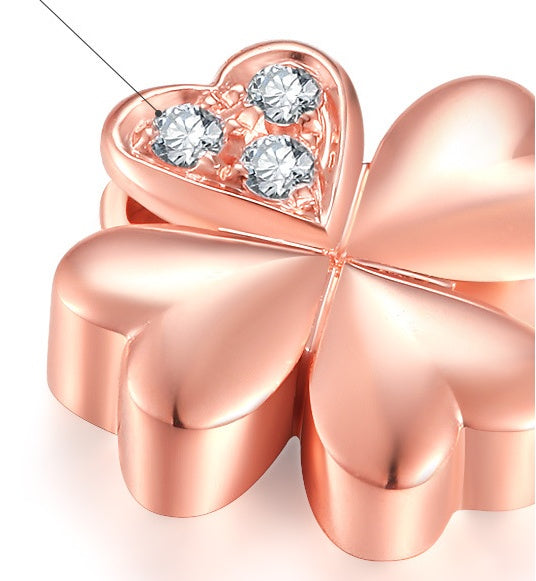 The Fortuna Clover Necklace — 18K Rose Gold