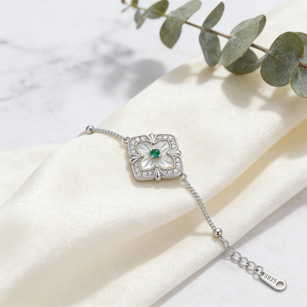 925 Sterling Silver Bracelet with Mother of Pearl and Green Gemstone